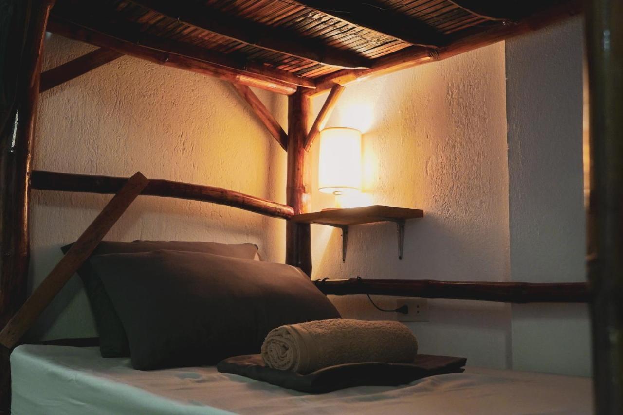 Ohlala Hostel Moalboal Kültér fotó